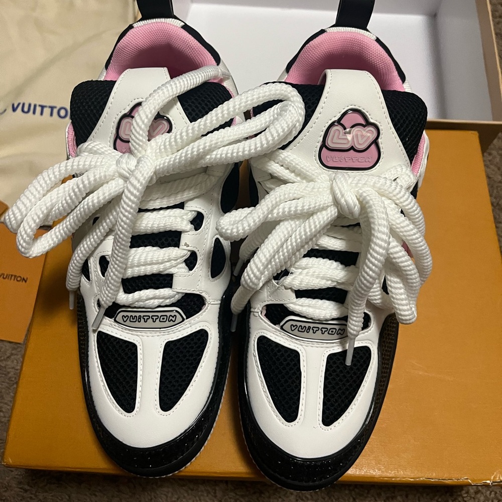 Louis Vuitton skates Pink